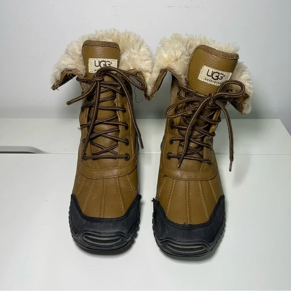 UGG Women Adirondack II Brown Shearling Snow Boots size 7.5 Waterproof Vibram - Picture 3 of 11
